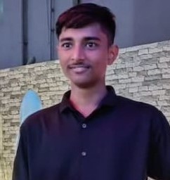 Portrait of Smit Patel, Founder of BrewTheory in a casual setting